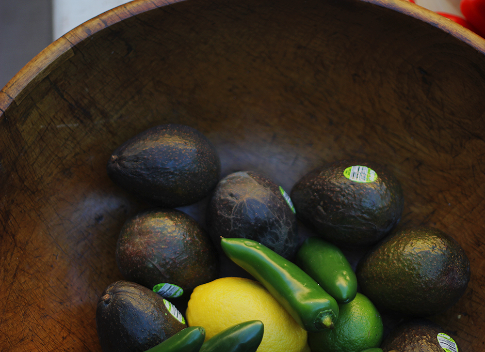 Jim Barnes Crystal Lake Catering Elberto's Taqueria avocados avocado lemon pepper fresh vegetable guacamole ingredients