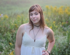 Summer Senior Portraits: Brenna Harm
